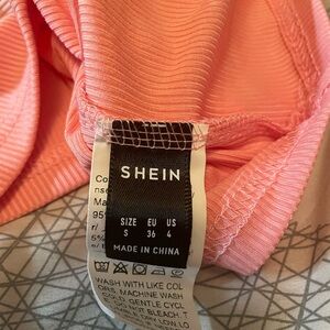 Two shades of pink two toned tank